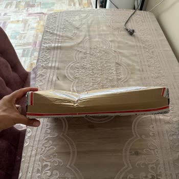 Aras Kargo Kızıltepe Şubesi Hasarlı Kargonun Tutanağını Tutmadılar.
