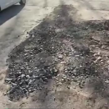 İBB - İstanbul Büyükşehir Belediyesi İnşaat Molozu Yola Döküldü