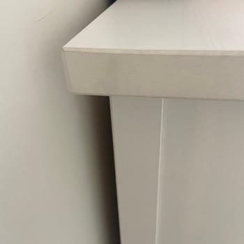 IKEA 8 Çekmeceli Hemnes Şifonyer