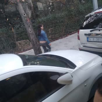 İBB - İstanbul Büyükşehir Belediyesi Yanlış Park Trafik Oluşumu