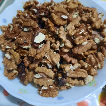 Şok Marketler Ayıplı ve Çürümüş Ceviz Satışı
