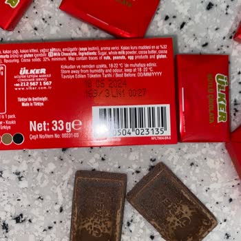 Ülker Çikolata Küflenmiş Ve Bozuk Olması