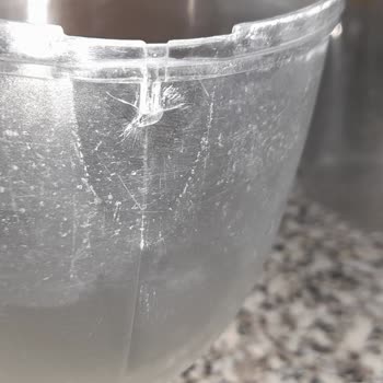 Brita Sürahi Kırılma-Çatlama Problemi