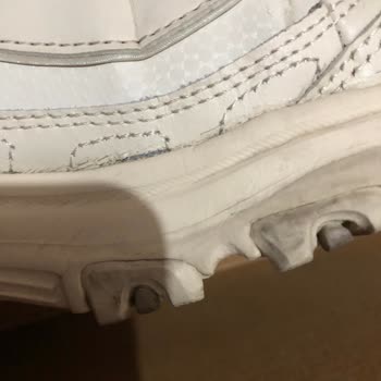 Skechers D'lites Ayakkabıdaki Deri Açıklığı