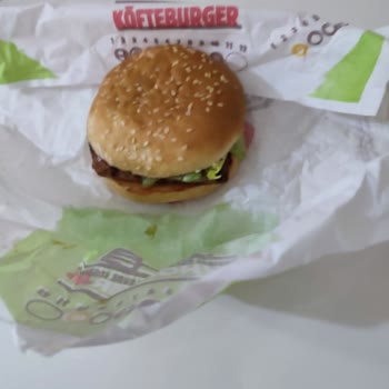 Burger King Yanıltıcı Resimle Ürün Satıyor