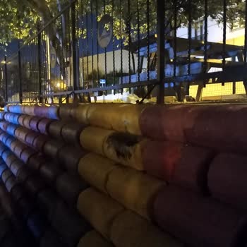 Pendik Belediyesi Parktaki Lambalar Çalışmıyor
