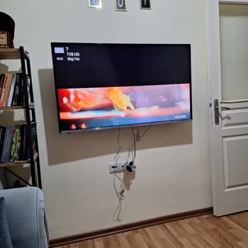 Regal Donuyor Kasıyor Açılmıyor Kapanıyor