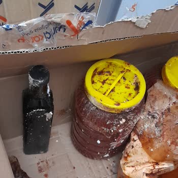 Yöresel Gıda Pazarı (Instagram) Kırık Pis Ve Özensiz Geldi Paket Dahi Yırtılmış