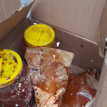 Yöresel Gıda Pazarı (Instagram) Kırık Pis Ve Özensiz Geldi Paket Dahi Yırtılmış