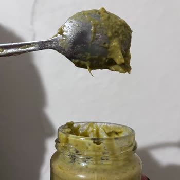 Piyale Pesto Sosta İnce İp Vardı