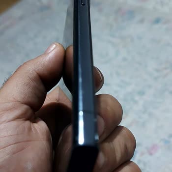 Media Markt Tan Almış Olduğum Sıfır Telefonun Kutusu Açık Ve Çizik