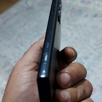Media Markt Tan Almış Olduğum Sıfır Telefonun Kutusu Açık Ve Çizik