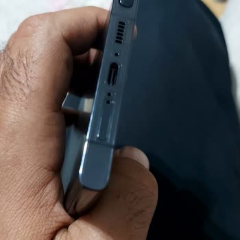 Media Markt Tan Almış Olduğum Sıfır Telefonun Kutusu Açık Ve Çizik