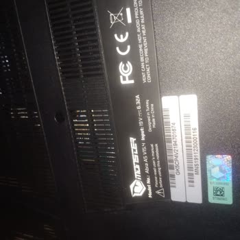 Monster USB Portları Sıkıntılı