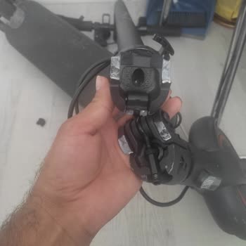 Xiaomi Scooter Kırıldı