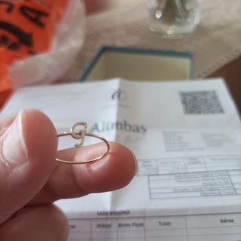 Altınbaş'ın Sattığı Yüzük İçerisinde Markasının Yazmaması
