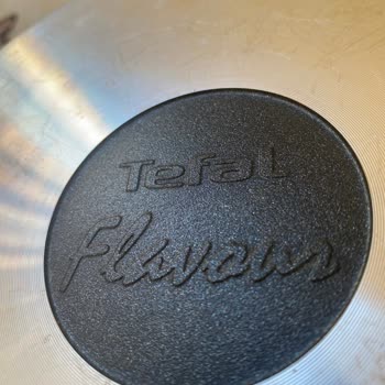 Tefal'in Tenceresinde Teflonun Pul Pul Dökülmesi