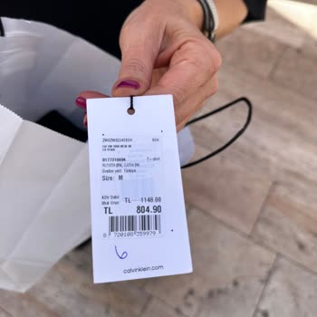 Calvin Klein Gördüğüm Etiketten Alamadım