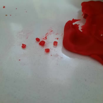 Childgen Oyun Hamurundaki Yabancı Maddeler