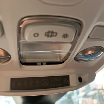 Peugeot 208 Servis Hizmeti