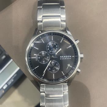 Saat & Saat Saat Pil Değişimi Sırasında Zarar Gördü