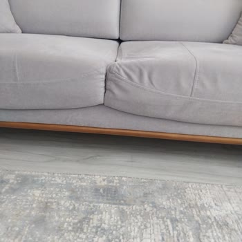 Kilim Mobilya Koltuklar Kullanılamaz Hale Geldi.