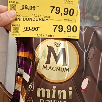 BİM Fiyat Farkı Verilmemesi Ve Mağaza Personellerinin Kaba Tavırları