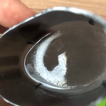 Rexona Clinical Roll On Durduğu Yerde Sıvı Hale Dönüşüp Aktı