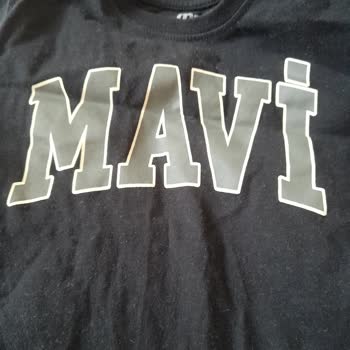 Mavi Giyilmedik T-shirt İlk Yıkamada Tüylendi
