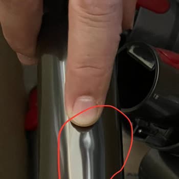 Dyson Servisinin Orijinal Parçalarını Başka Parçalarla Değiştirmesi
