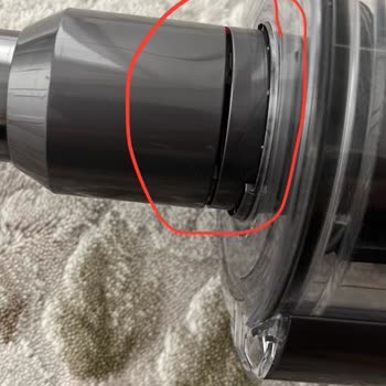 Dyson Servisinin Orijinal Parçalarını Başka Parçalarla Değiştirmesi