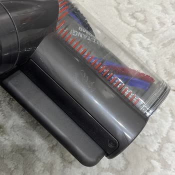 Dyson Servisinin Orijinal Parçalarını Başka Parçalarla Değiştirmesi
