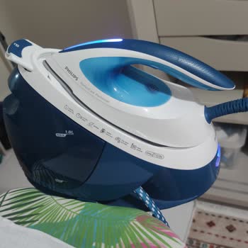 Philips Ev Aletleri Ütü Isınıp Elbiseleri Açmaması