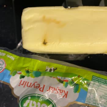 Sütaş Peynirden Sinek Çıktı