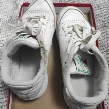 Reebok Ve FLO Ayakkabıları!