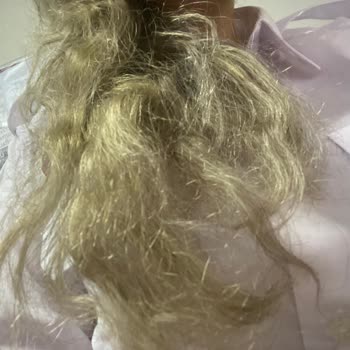 Eso Bayan Ve Erkek Kuaförü Saç Boyatma Sorunu