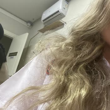 Eso Bayan Ve Erkek Kuaförü Saç Boyatma Sorunu