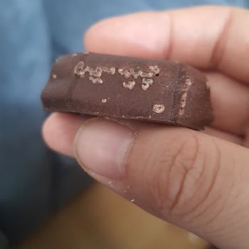 Eti Gıda Eti Browni İntense Çikolata Bozuk