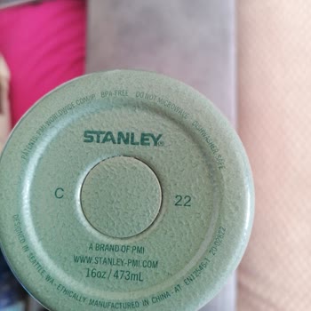 Stanley Termosta Oluşan Koku