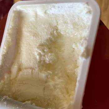 Bahçıvan Labne Peynir Bozuk Gibi