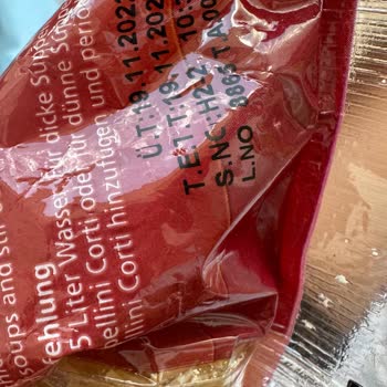 Piyale Tel Şehriye İçinde Bir Cisim Var