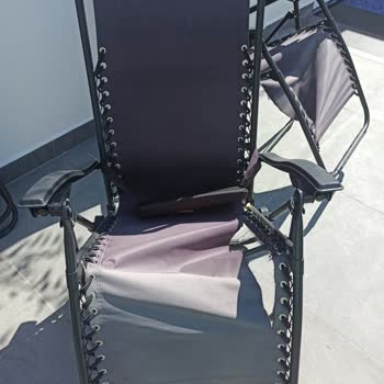 Bauhaus Sun Fun Marka Şezlong Yırtılması