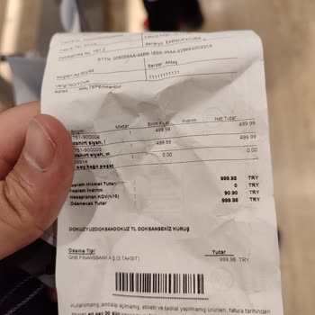 Mavideki Aynı Ürünün İkisinin Fiyatını. Farklı Olması