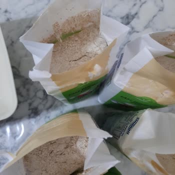 Migros Marketten Aldığımız Sinangil Tam Buğday Paketleri Böceklenmiş.