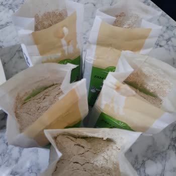 Migros Marketten Aldığımız Sinangil Tam Buğday Paketleri Böceklenmiş.