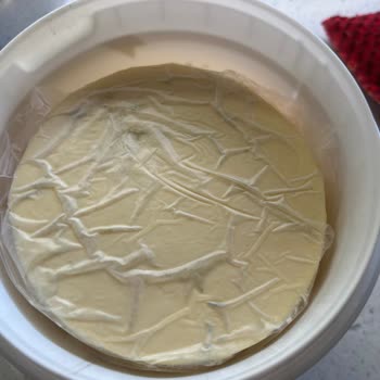 Hasmandıra Son Kullanma Tarihine Gelmeden Tereyağı Küflendi