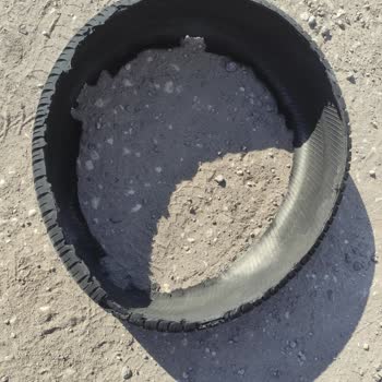 Petlas Lastik 1 Yıllık Sıfır Lastik Parçalandı