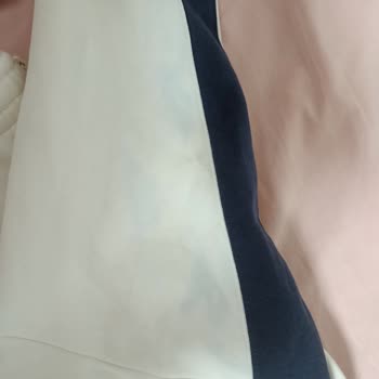 Puma Marka Ceketin Yıkama Sırasında Renginin Birbirine Solması