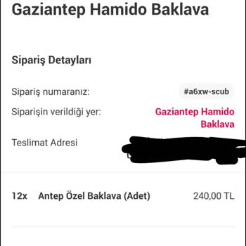 Yemeksepeti'nde Tane Hesabı Alınan Baklava İkiye Bölünüp Satılıyor