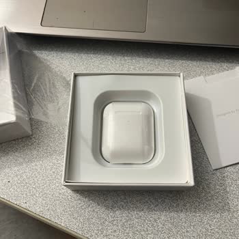 Epttavm İzmirofis Arızalı Ve Orijinalliği Şüpheli Apple Airpods Ürün Satışı
